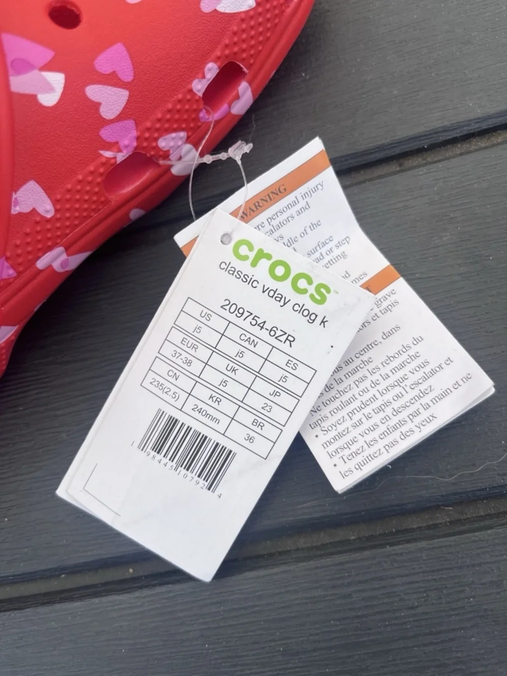 NWT Big Kid Crocs Size 5 Red Hearts Valentines Day Can Fit Women’s